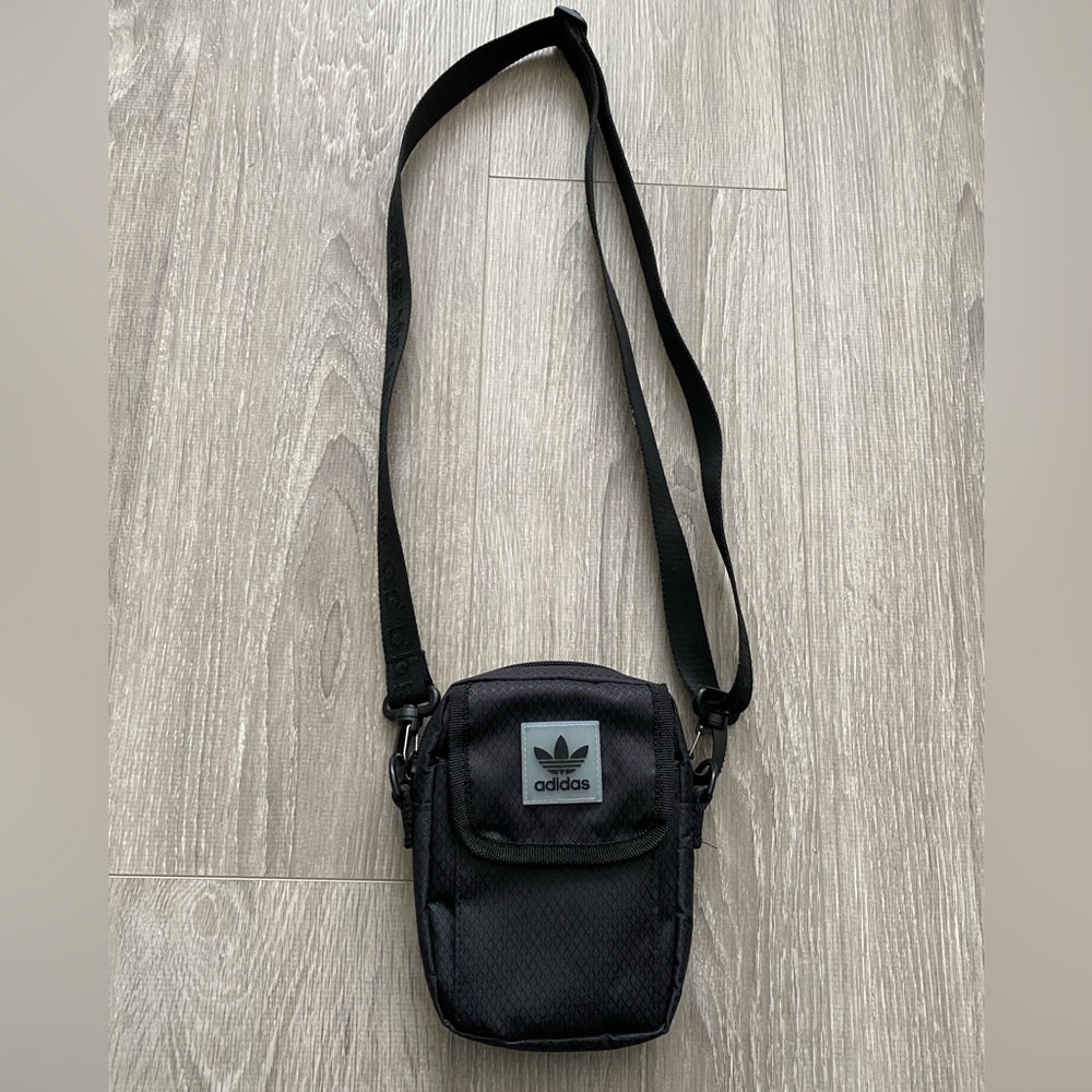 Adidas unisex utility festival crossbody bag